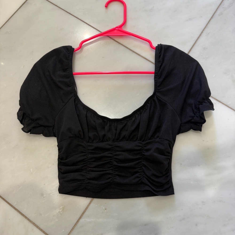 Princess Polly Black Ruched Puff Sleeve Crop Top